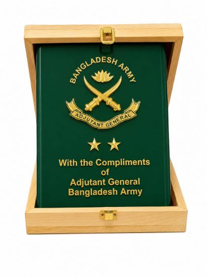 Picture of Premium Acrylic Crest with Wooden Box